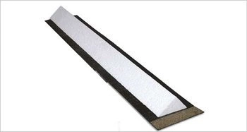 Klin styropianowy laminowany papą Swisspor 5 x 5 cm